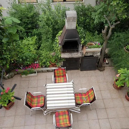 Apartments And Rooms By The Sea Dramalj - Crikvenica - 5519 Dramalj