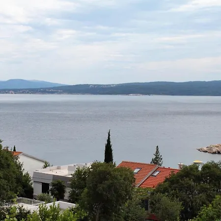 Gasthof Apartments And Rooms By The Sea Dramalj - Crikvenica - 5519 3*