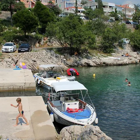And By The Sea Dramalj, Crikvenica - 5519 بيت ضيافة 3*