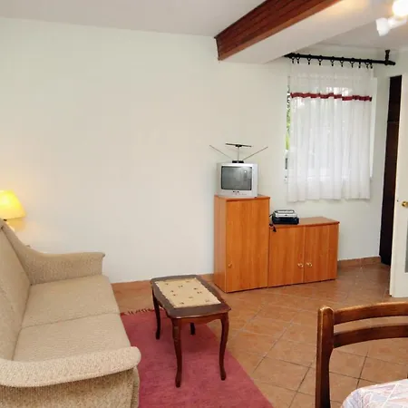 And By The Sea Dramalj, Crikvenica - 5519 بيت ضيافة 3*